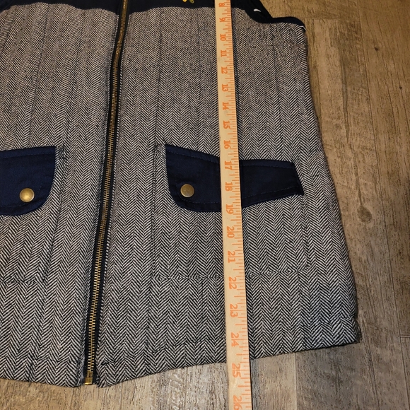 WVU Quilted Vest womens medium zippered - Picture 11 of 11